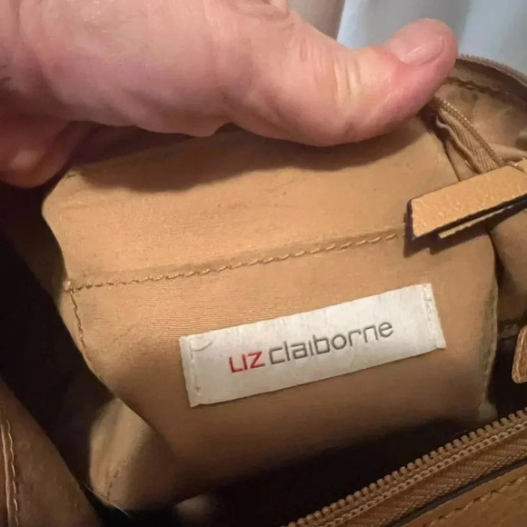 Liz Claiborne FAITHE Top Zip Shoulder Bag Purse Tan - Picture 10 of 12